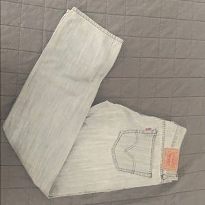 Men’s Levi’s straight fit 34 length